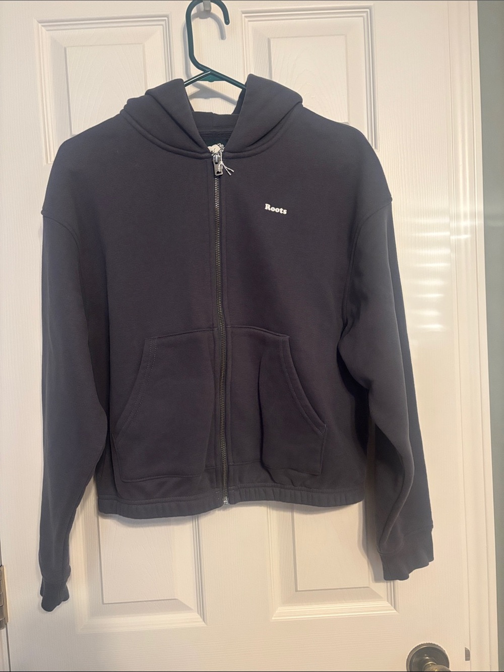 Roots women’s Navy Full-Zip Hoodie Jacket